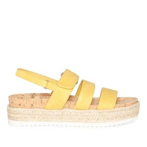 NEW Stylish ANA Carmine wedge